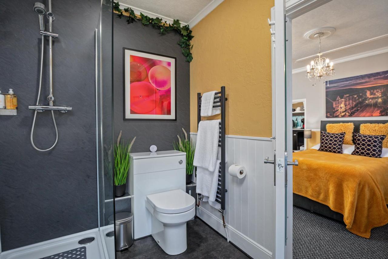 Glenholme Guest house *