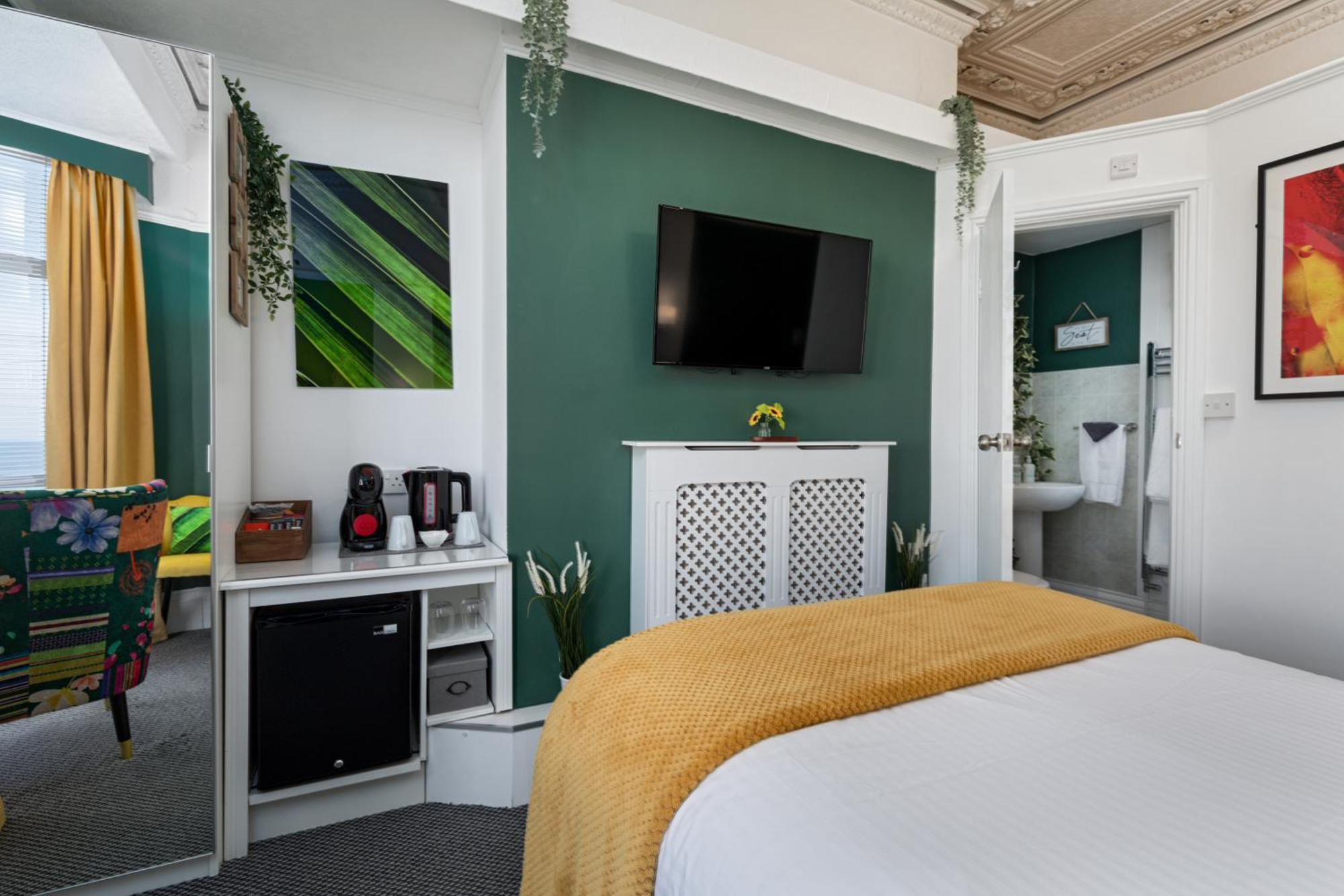 Glenholme Guest house *